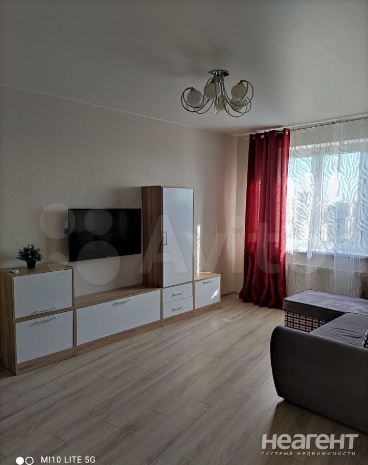 Сдается 1-комнатная квартира, 40 м²