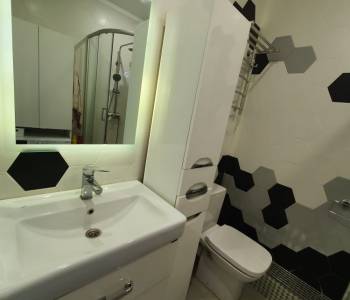 Продается 1-комнатная квартира, 42 м²