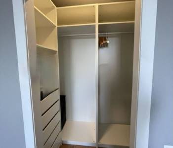 Продается 1-комнатная квартира, 42 м²