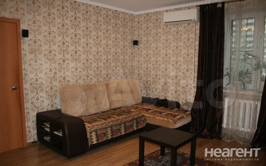 Сдается 1-комнатная квартира, 34,4 м²