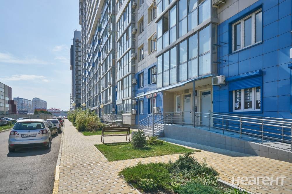 Продается 1-комнатная квартира, 45 м²