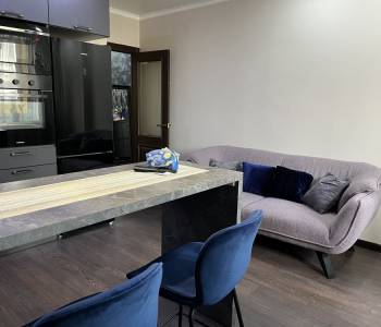 Сдается 1-комнатная квартира, 42 м²