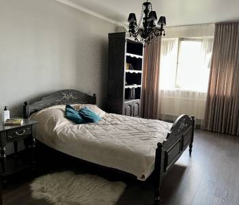 Сдается 1-комнатная квартира, 42 м²