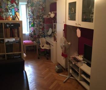 Продается 3-х комнатная квартира, 56 м²