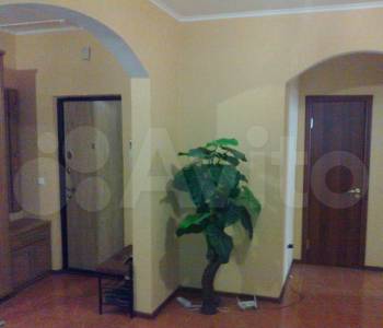 Сдается Многокомнатная квартира, 110 м²