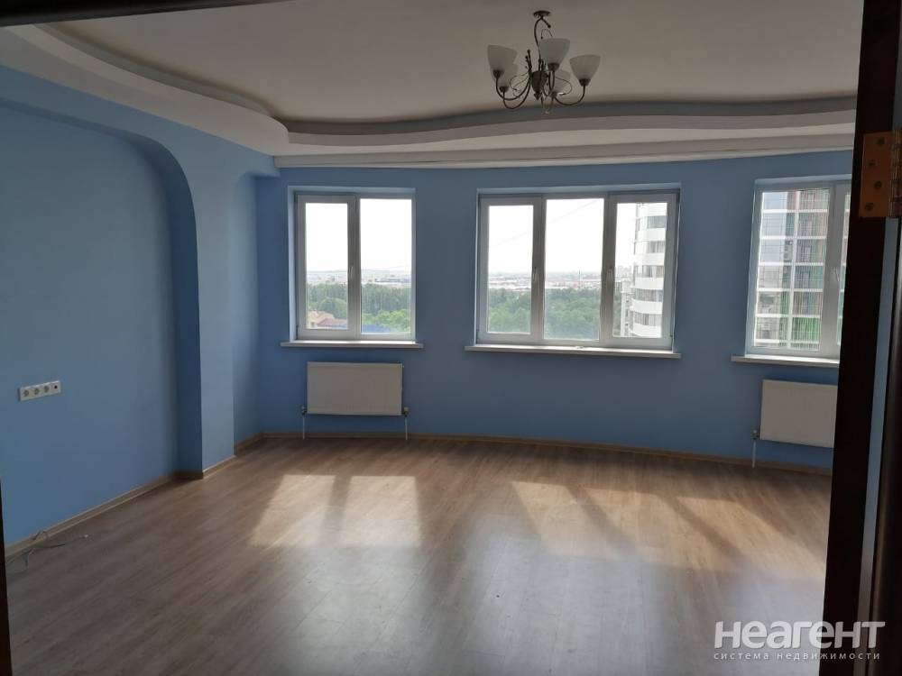 Сдается Многокомнатная квартира, 125 м²