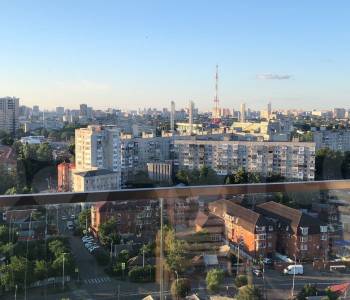 Продается 3-х комнатная квартира, 143 м²