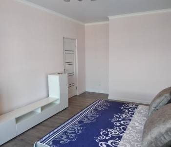 Сдается 1-комнатная квартира, 37 м²
