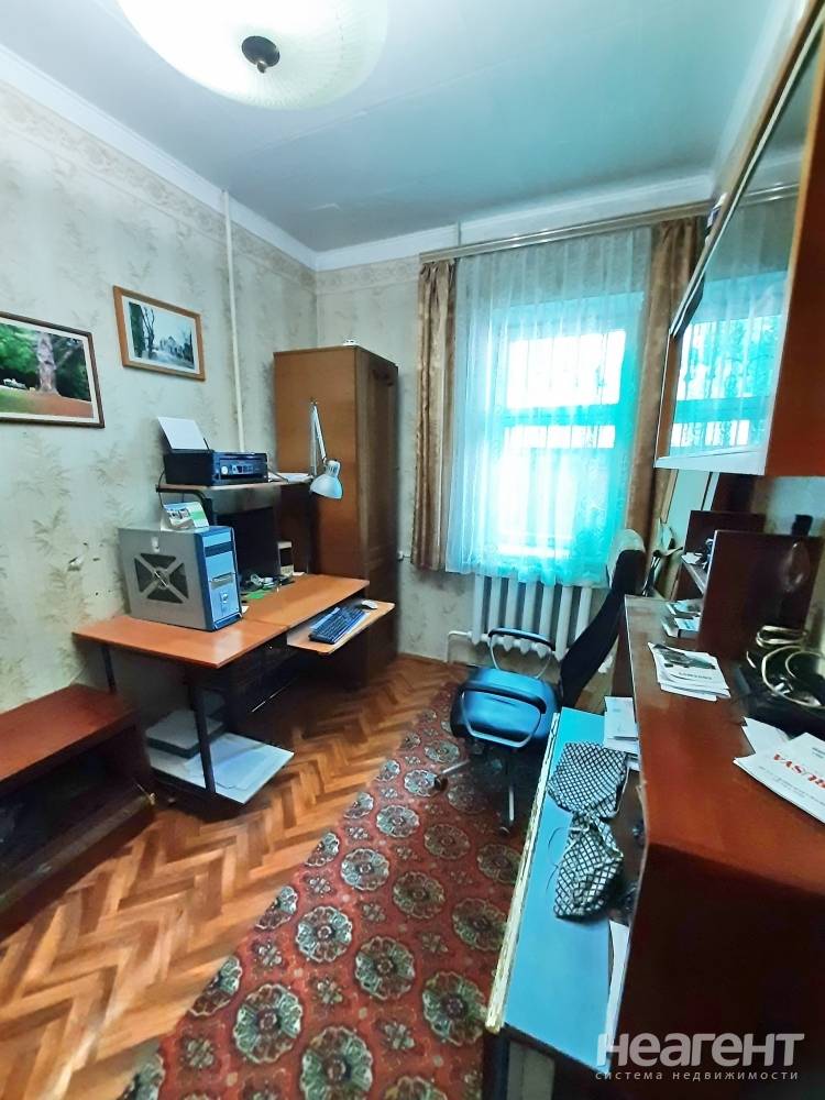 Продается Многокомнатная квартира, 103,5 м²