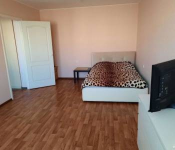 Продается 1-комнатная квартира, 38 м²