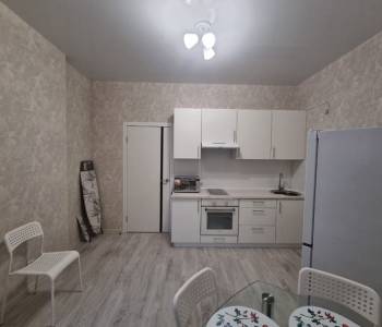 Сдается 1-комнатная квартира, 41 м²