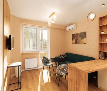 Сдается 1-комнатная квартира, 57 м²