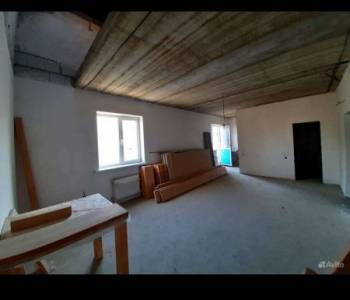 Продается Многокомнатная квартира, 110 м²