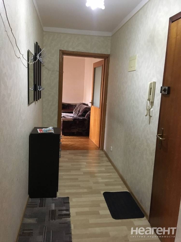 Сдается 2-х комнатная квартира, 62 м²