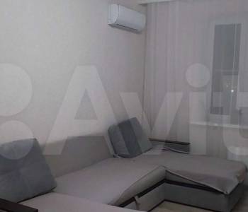 Продается 1-комнатная квартира, 40,3 м²