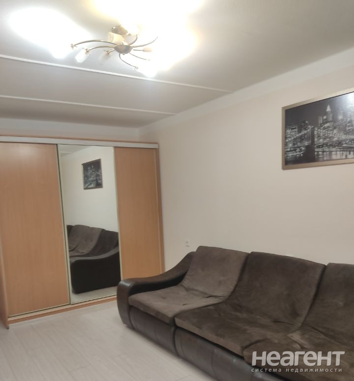 Сдается 1-комнатная квартира, 43 м²