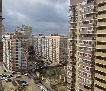 Сдается 1-комнатная квартира, 38 м²