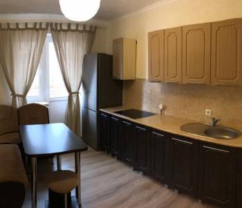 Сдается 1-комнатная квартира, 38 м²
