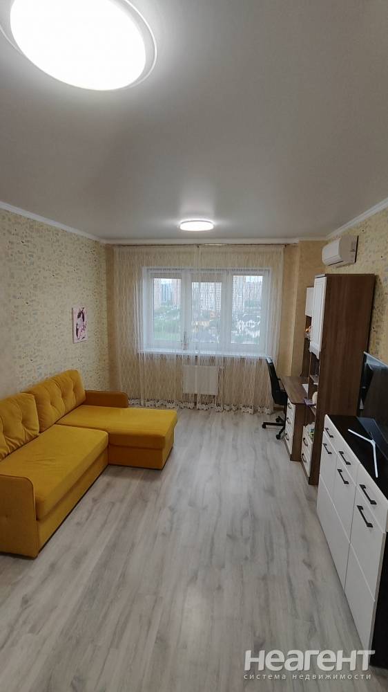 Продается 1-комнатная квартира, 44,7 м²