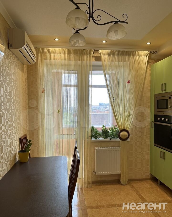 Продается 2-х комнатная квартира, 72 м²