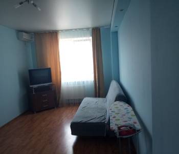 Сдается 1-комнатная квартира, 43 м²