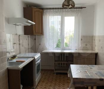 Продается Многокомнатная квартира, 76,5 м²