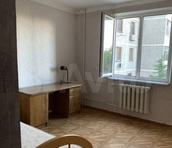 Продается Многокомнатная квартира, 76,5 м²