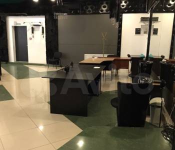 Сдается Нежилое помещение, 200 м²