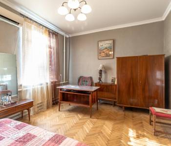 Продается 3-х комнатная квартира, 155 м²