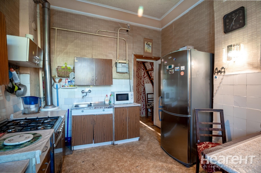 Продается 3-х комнатная квартира, 155 м²