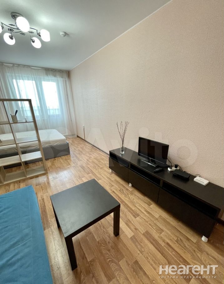 Сдается 1-комнатная квартира, 41 м²