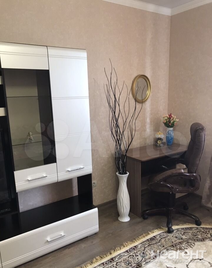 Сдается 1-комнатная квартира, 45 м²