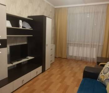 Сдается 1-комнатная квартира, 46 м²