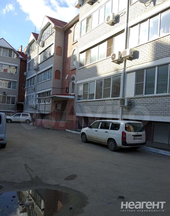 Продается 2-х комнатная квартира, 63 м²