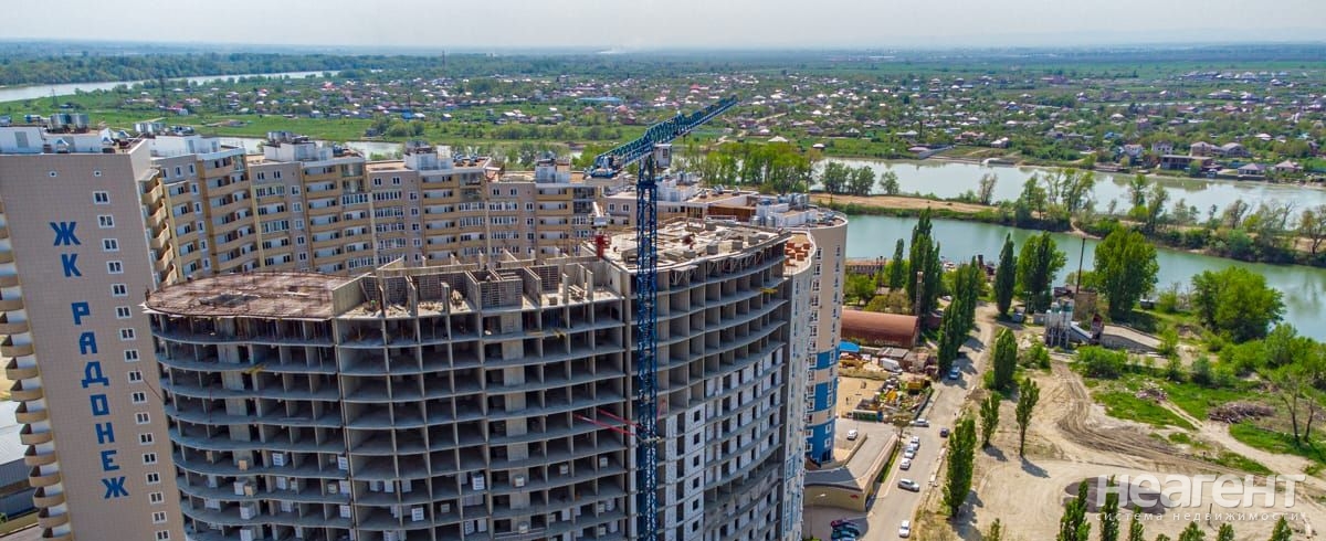 Продается 1-комнатная квартира, 53,7 м²