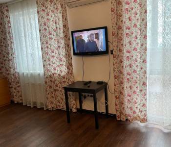 Продается 1-комнатная квартира, 51 м²