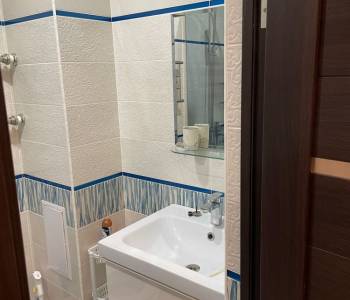 Продается 1-комнатная квартира, 51 м²