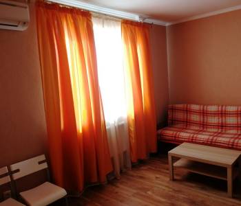 Сдается 1-комнатная квартира, 55 м²