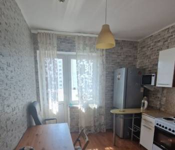 Сдается 1-комнатная квартира, 37,17 м²
