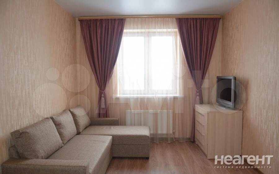 Сдается 1-комнатная квартира, 37 м²