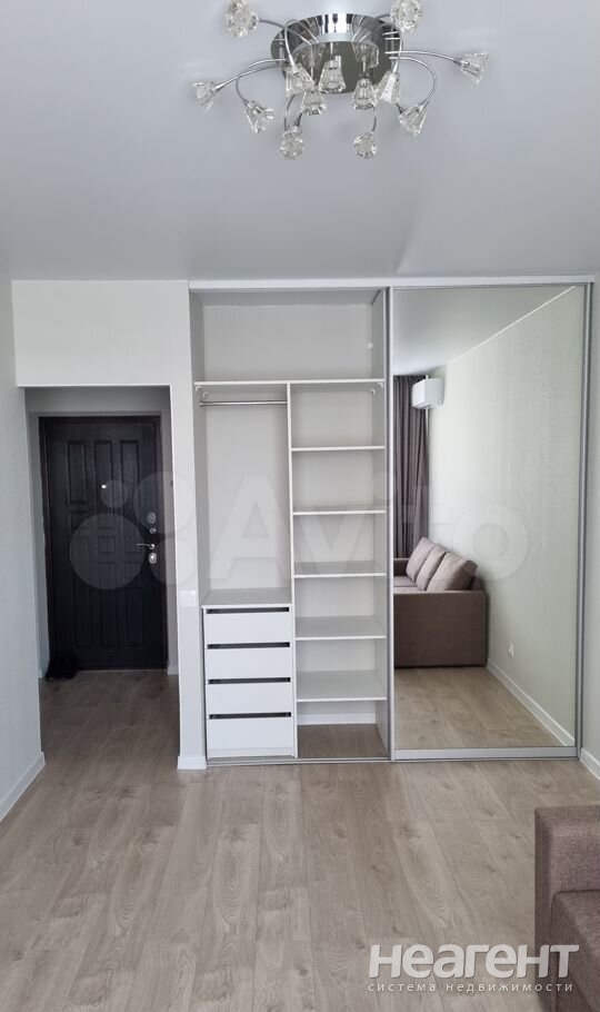 Сдается 1-комнатная квартира, 36 м²