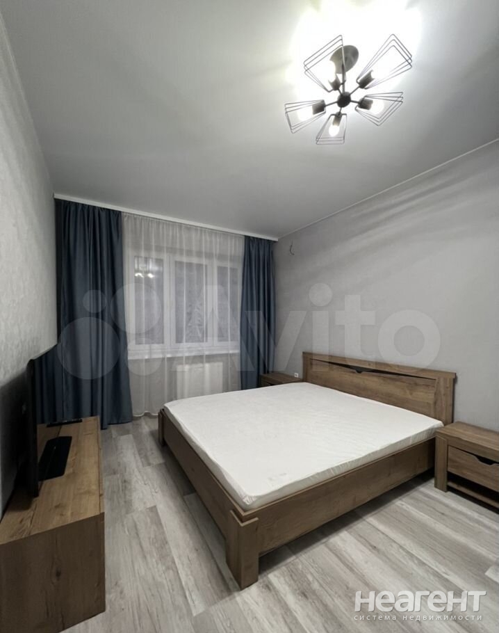 Сдается 1-комнатная квартира, 38 м²