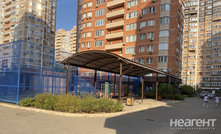 Продается 2-х комнатная квартира, 80 м²