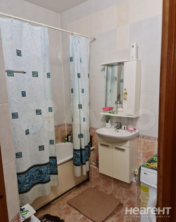 Продается 2-х комнатная квартира, 79 м²