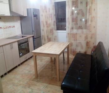 Сдается 1-комнатная квартира, 44 м²