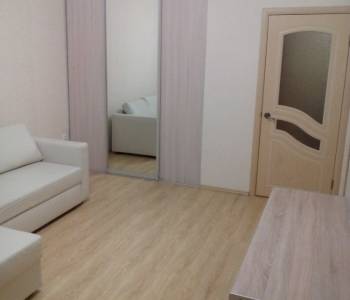 Сдается 1-комнатная квартира, 44 м²