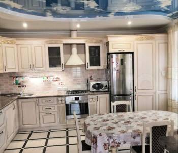 Продается 3-х комнатная квартира, 100 м²