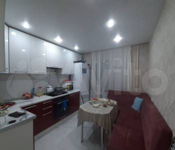 Продается Многокомнатная квартира, 82 м²