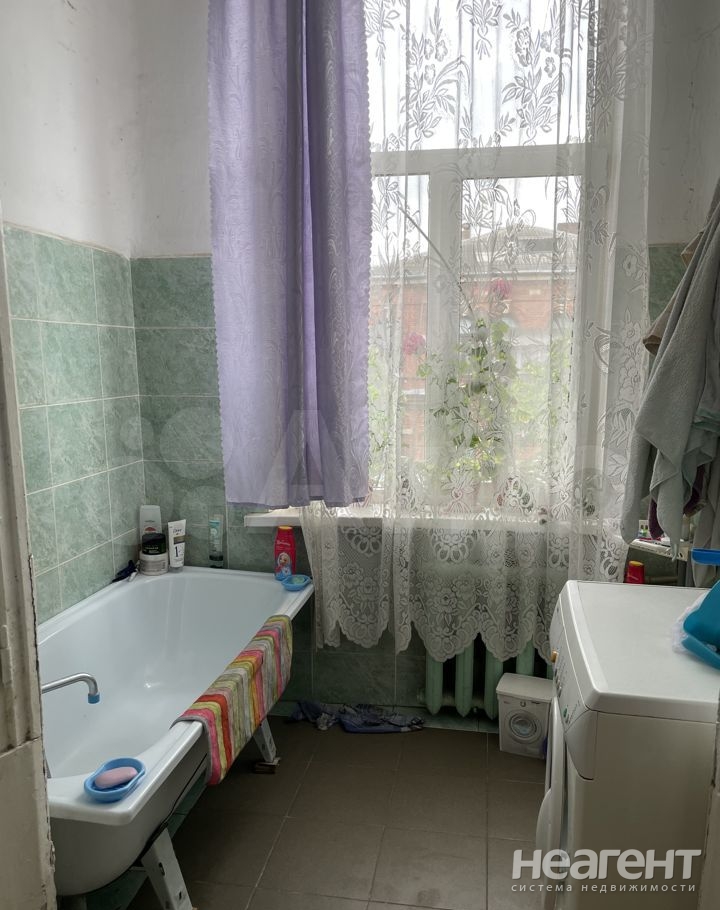 Продается 3-х комнатная квартира, 98 м²