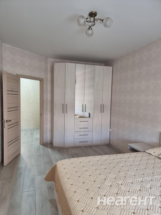 Сдается 2-х комнатная квартира, 63 м²